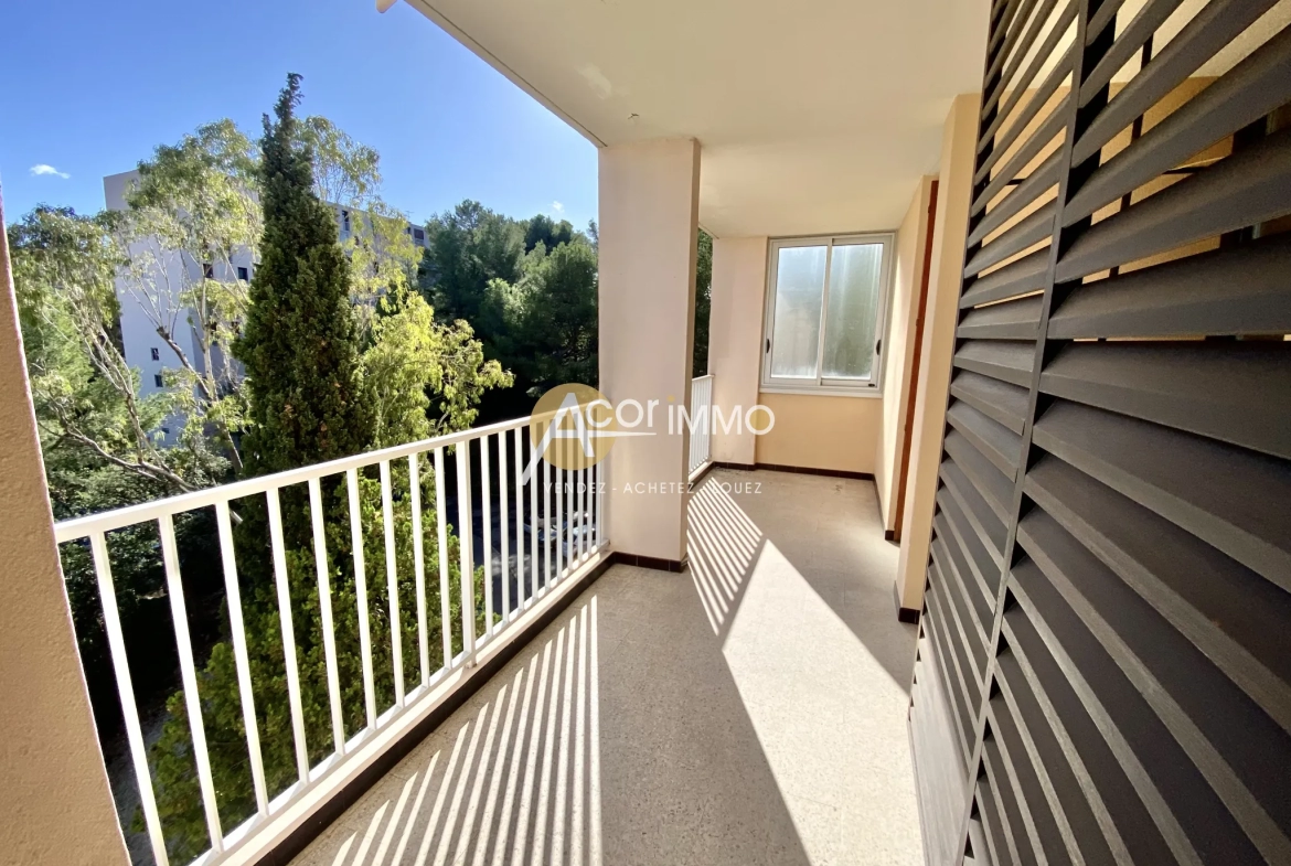 Exclusivite - La Seyne sur Mer - Grand appartement traversant - 3 chambres - Ascenseur - Parkings 