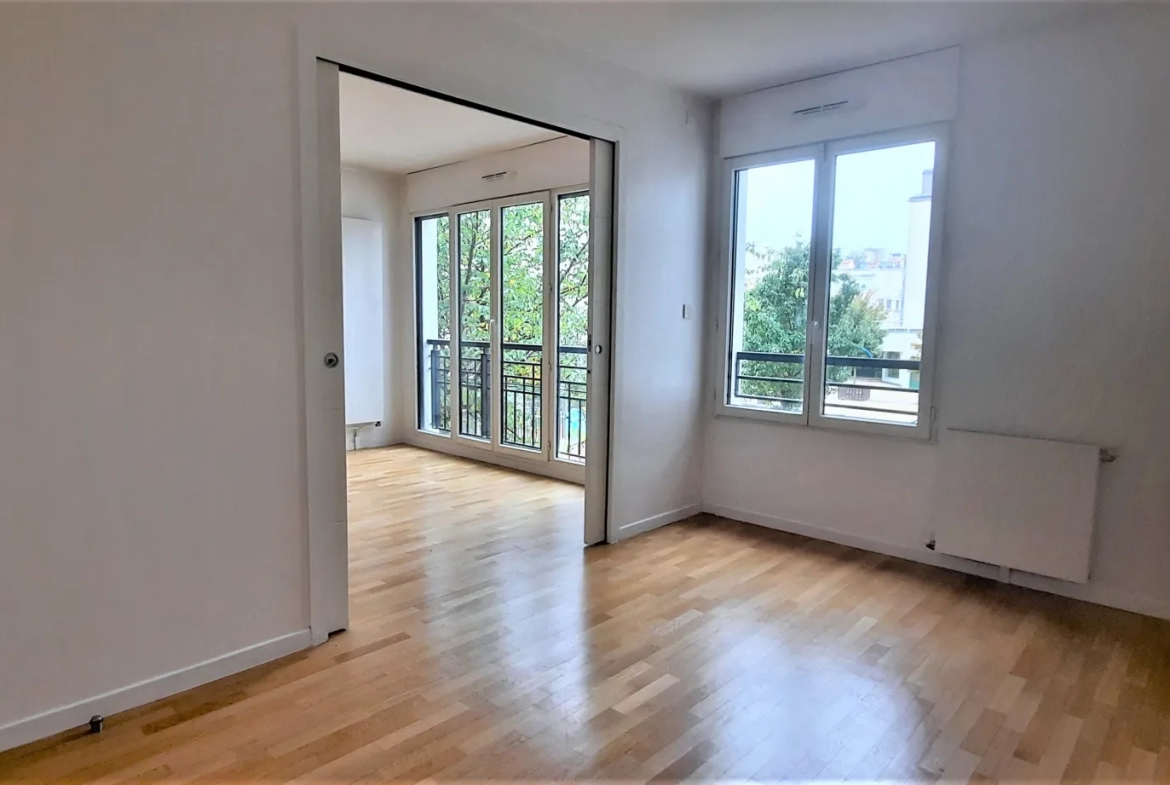 A vendre 2 pièces à Suresnes 