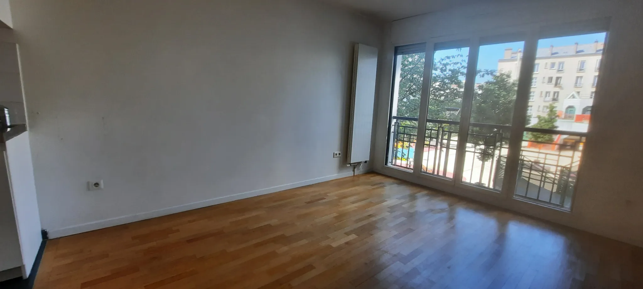 A vendre 2 pièces à Suresnes 