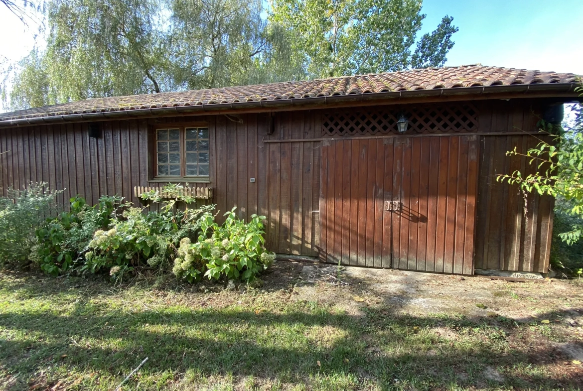 Maison T4 avec garage et dépendance sur vaste terrain à Bernos Beaulac 