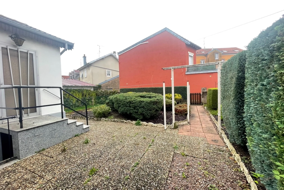 Maison mitoyenne de 102m2 avec garage à Belfort 