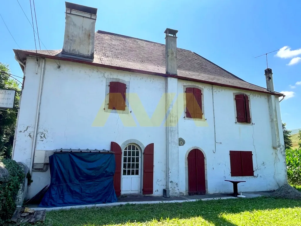 A Vente: Maison ancienne spacieuse à Mauleon Licharre 