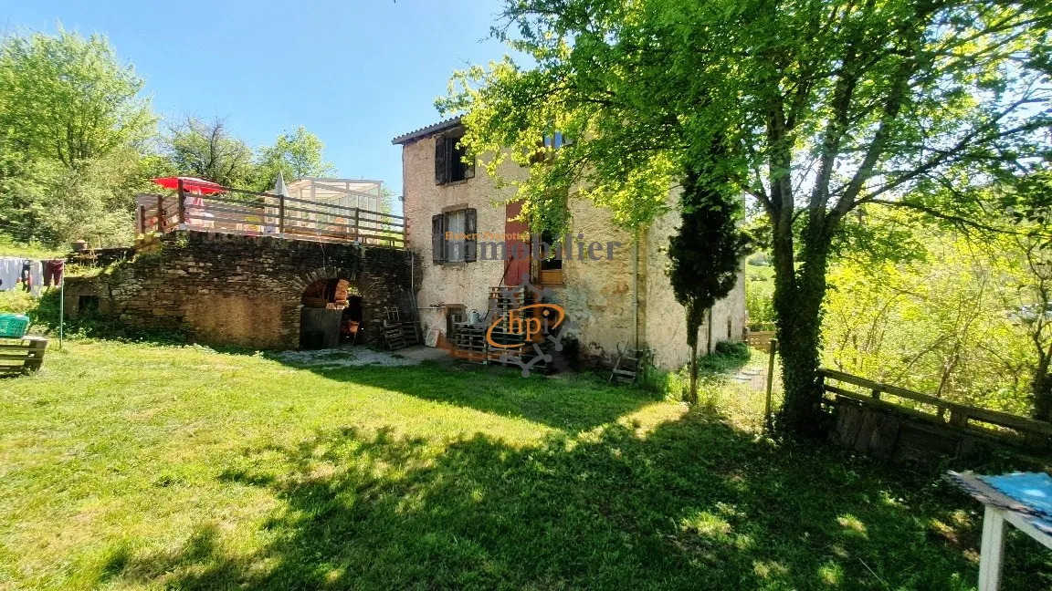 Maison 160 m2 avec 5 chambres à Saint Affrique 