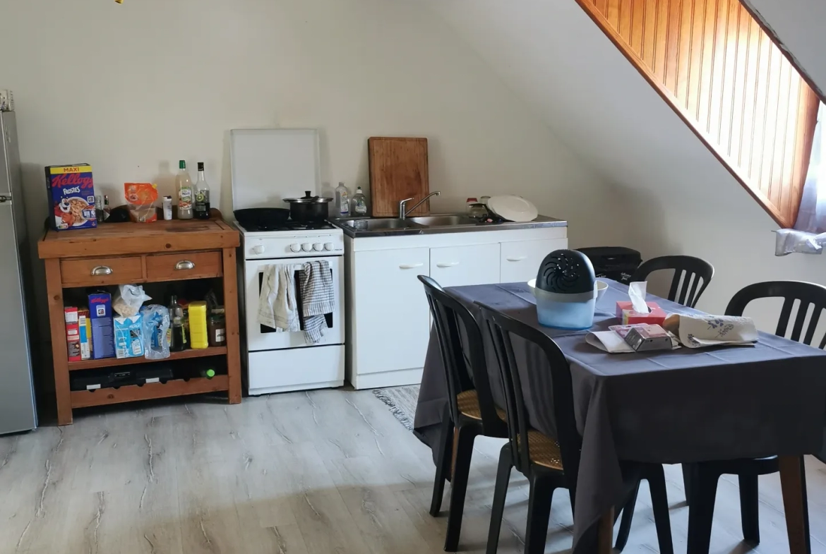 Immeuble à rénover à Pont de Roide - Prix : 149000 euros 