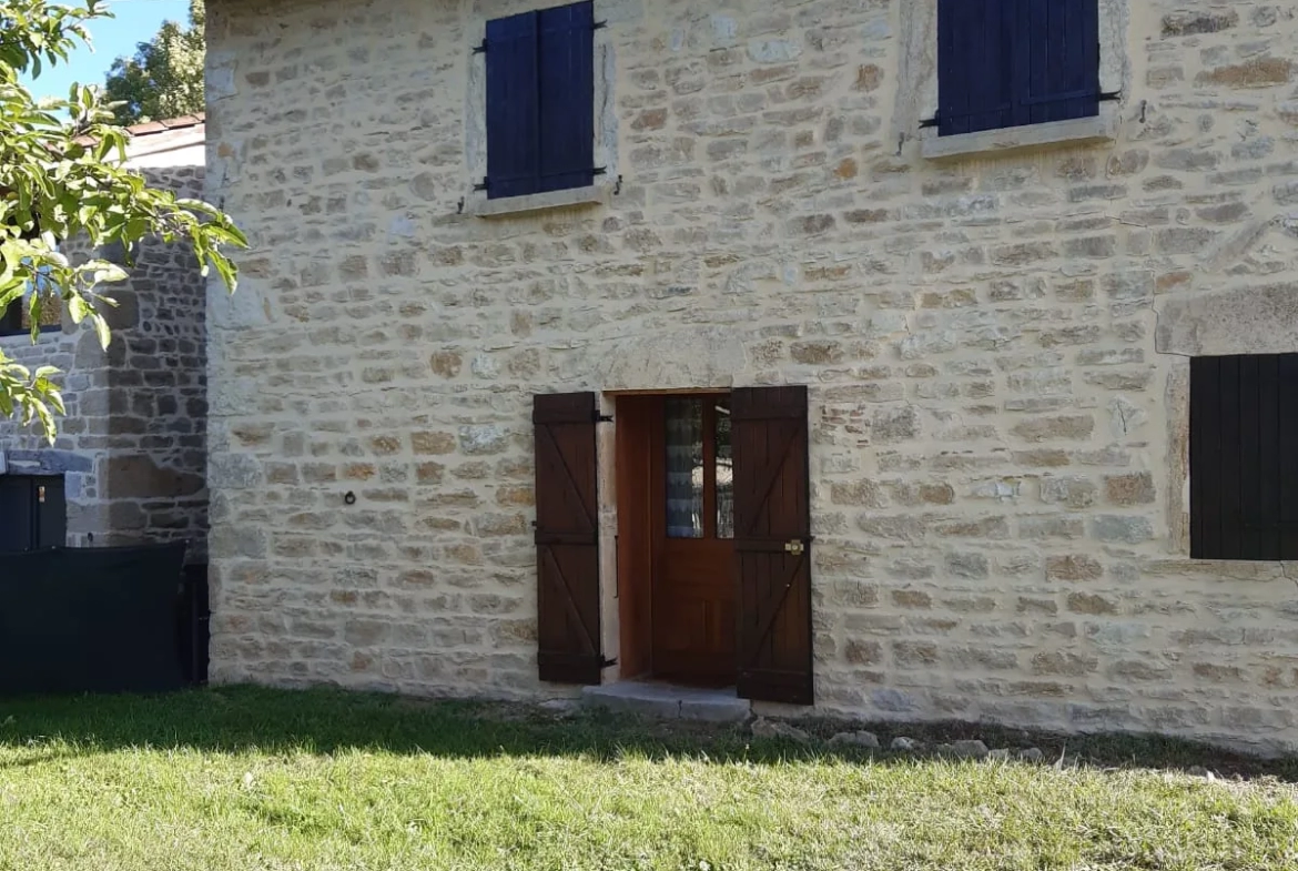 Maison en Pierre à Rénover 6 Pièces à Douvres avec Jardin 