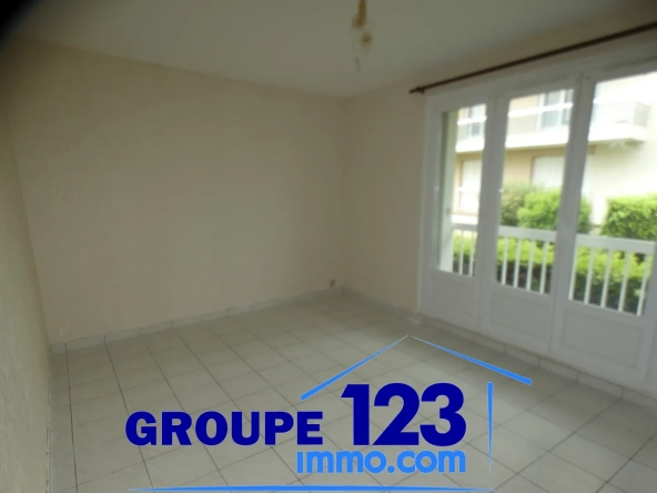 Appartement de type III en rez-de-chaussée à Migennes