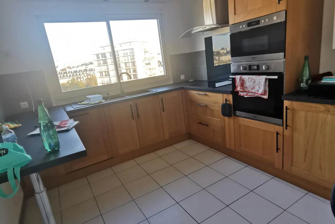 Appartement rénové à vendre à Kerinou, Brest 