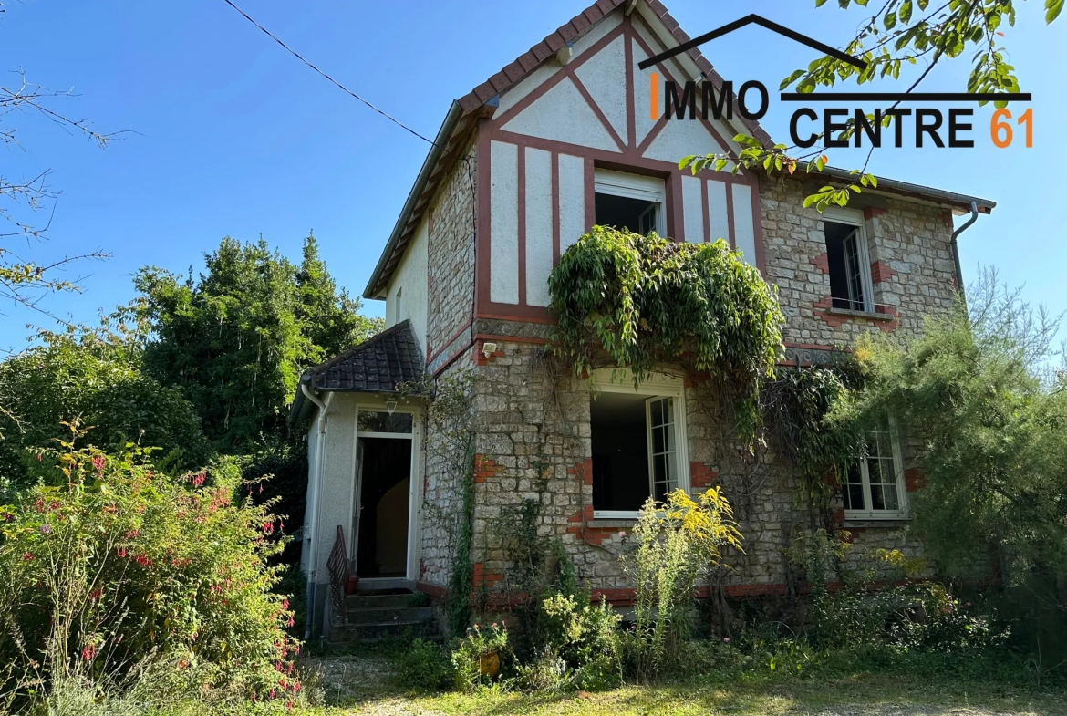 Propriété avec maison d'habitation et appartement à vendre à Bagnoles de l'Orne 