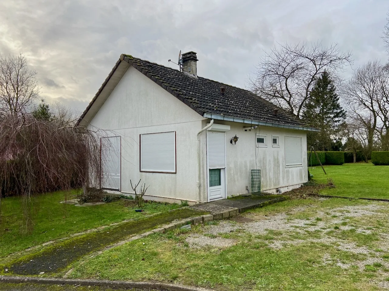 Propriété exceptionnelle avec maison en briques et pavillon individuel à Maubeuge 