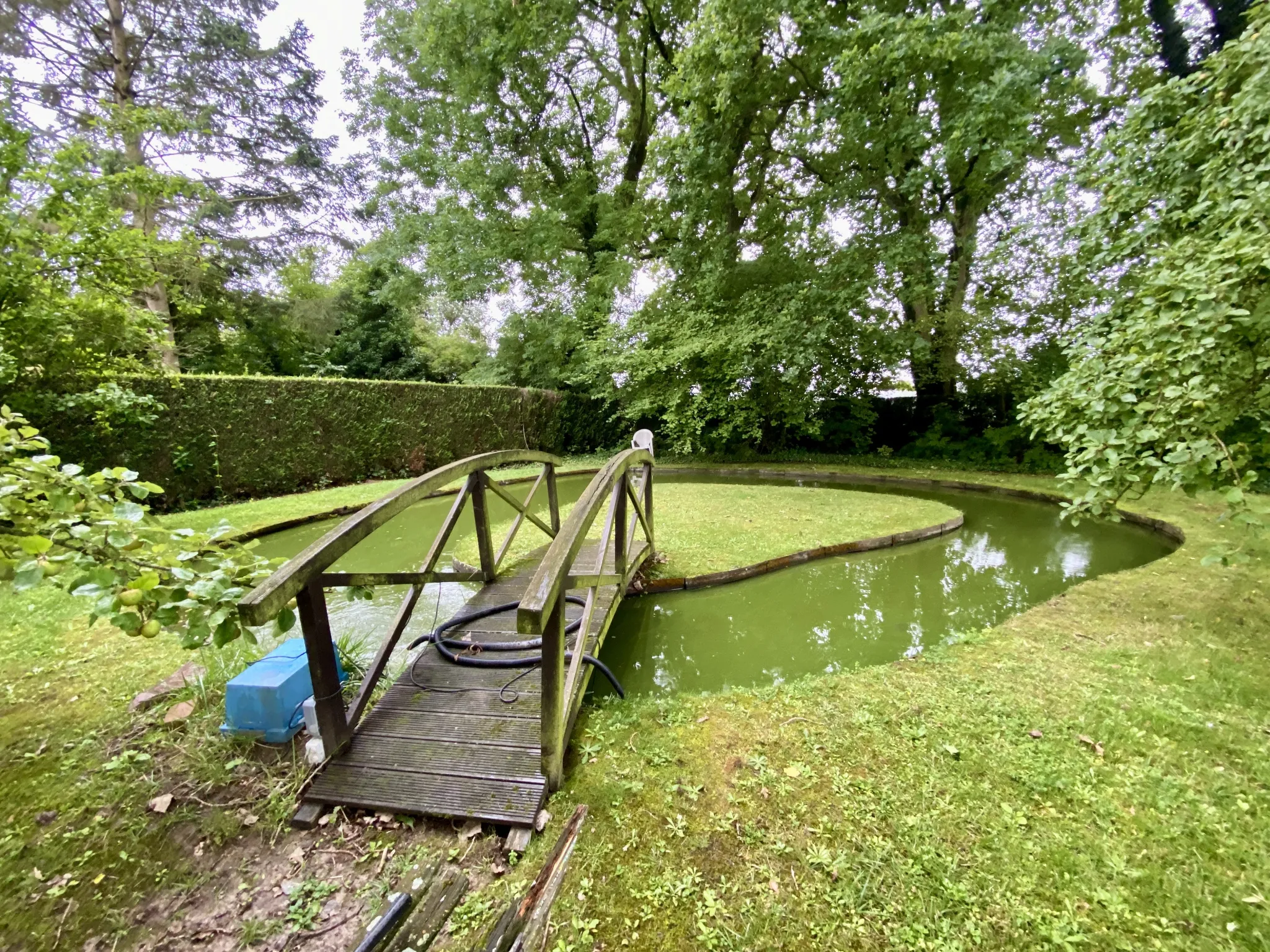 Propriété exceptionnelle avec maison en briques et pavillon individuel à Maubeuge 