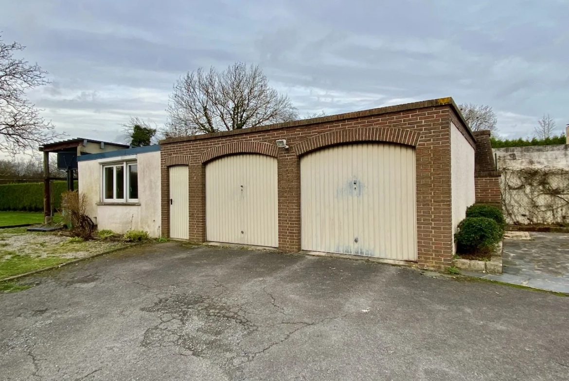 Propriété exceptionnelle avec maison en briques et pavillon individuel à Maubeuge 