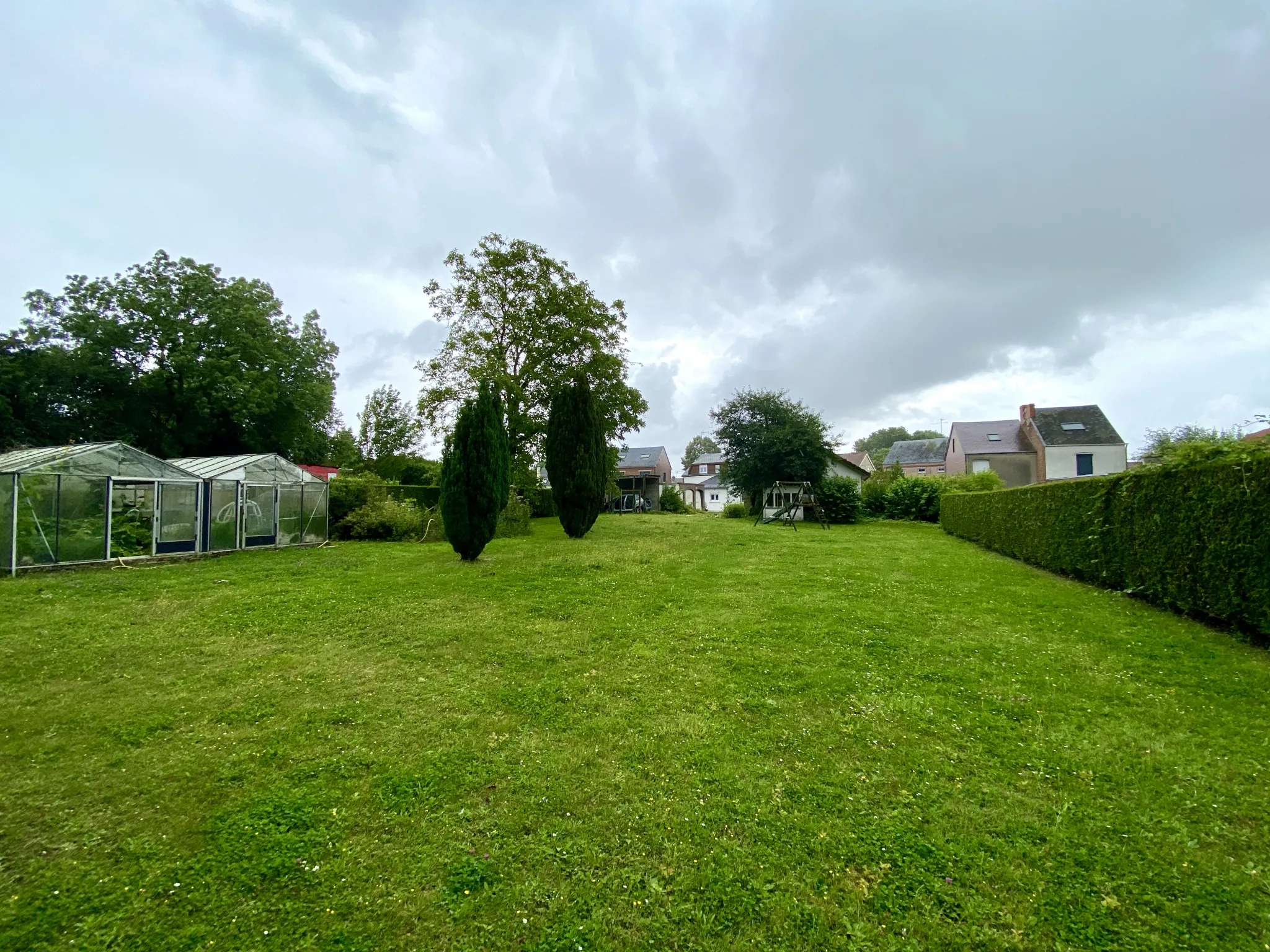 Propriété exceptionnelle avec maison en briques et pavillon individuel à Maubeuge 