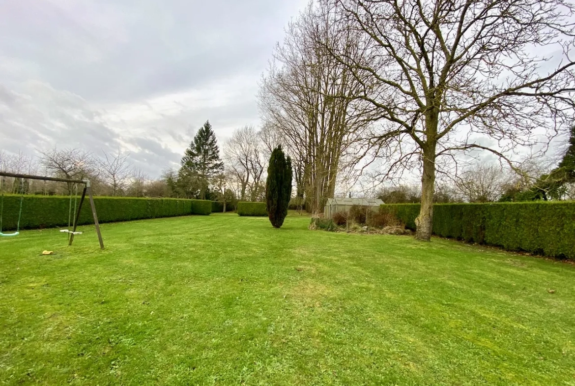 Propriété exceptionnelle avec maison en briques et pavillon individuel à Maubeuge 