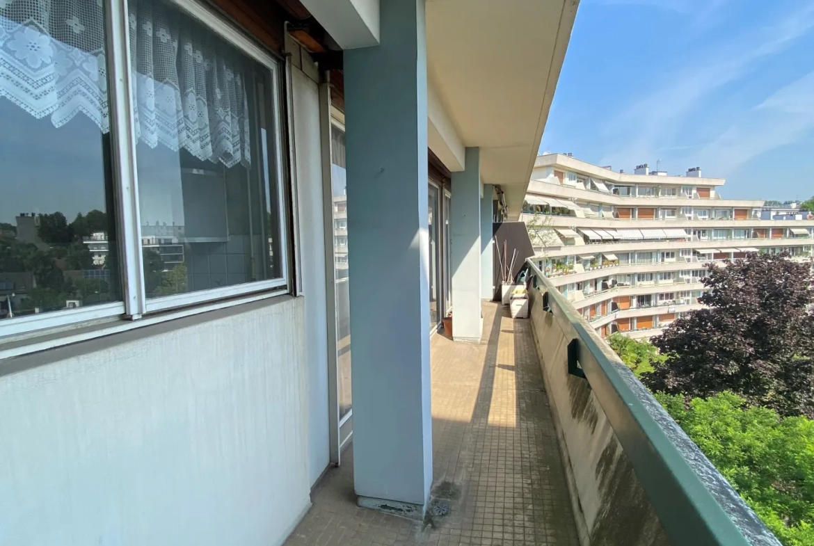 Appartement Type 4 à Chatenay-Malabry avec Vue Dégagée 