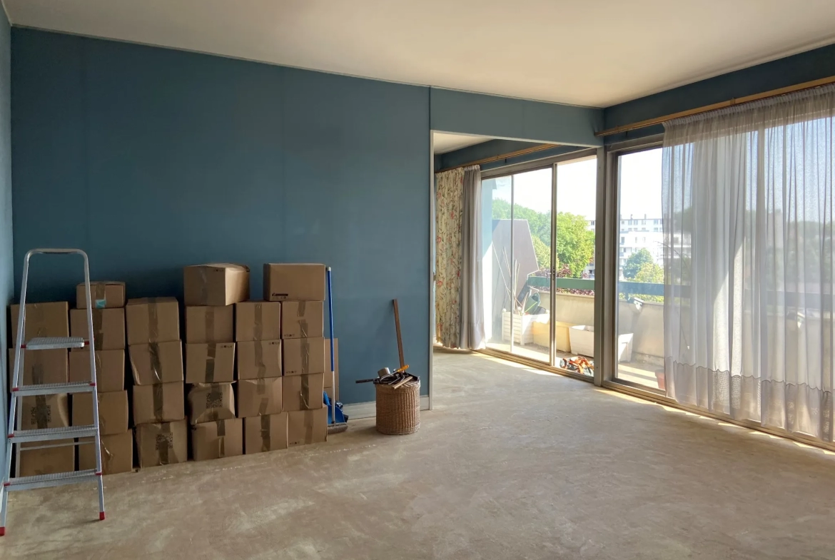 Appartement Type 4 à Chatenay-Malabry avec Vue Dégagée 