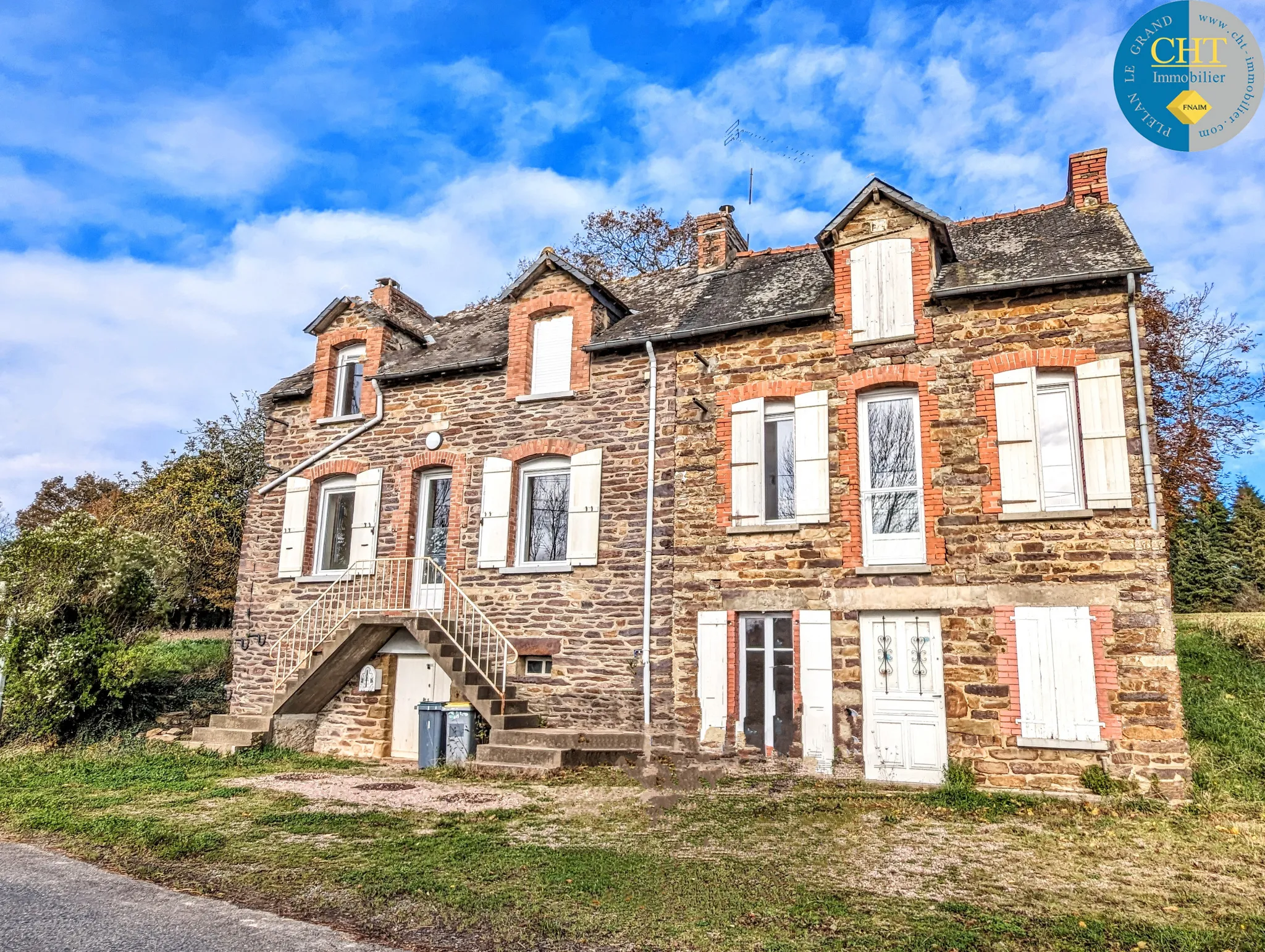 Maison individuelle en pierres à vendre à GUER 