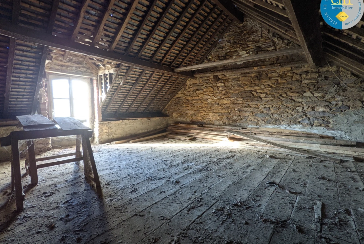 Maison individuelle en pierres à vendre à GUER 