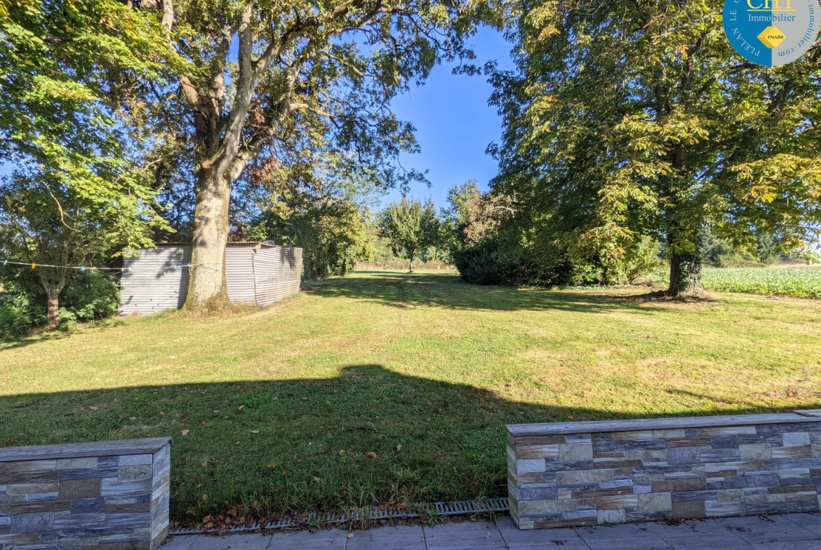 Maison individuelle en pierres à vendre à GUER 