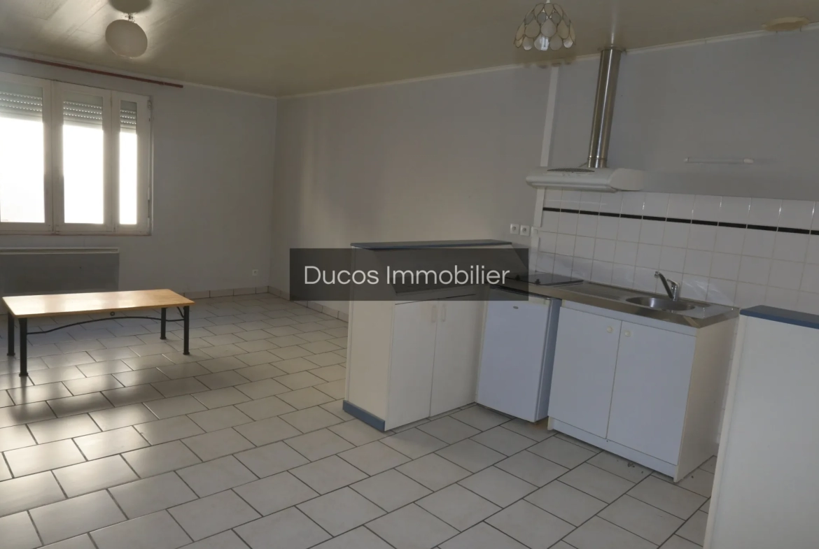 Immeuble avec 4 appartements à vendre à Marmande 