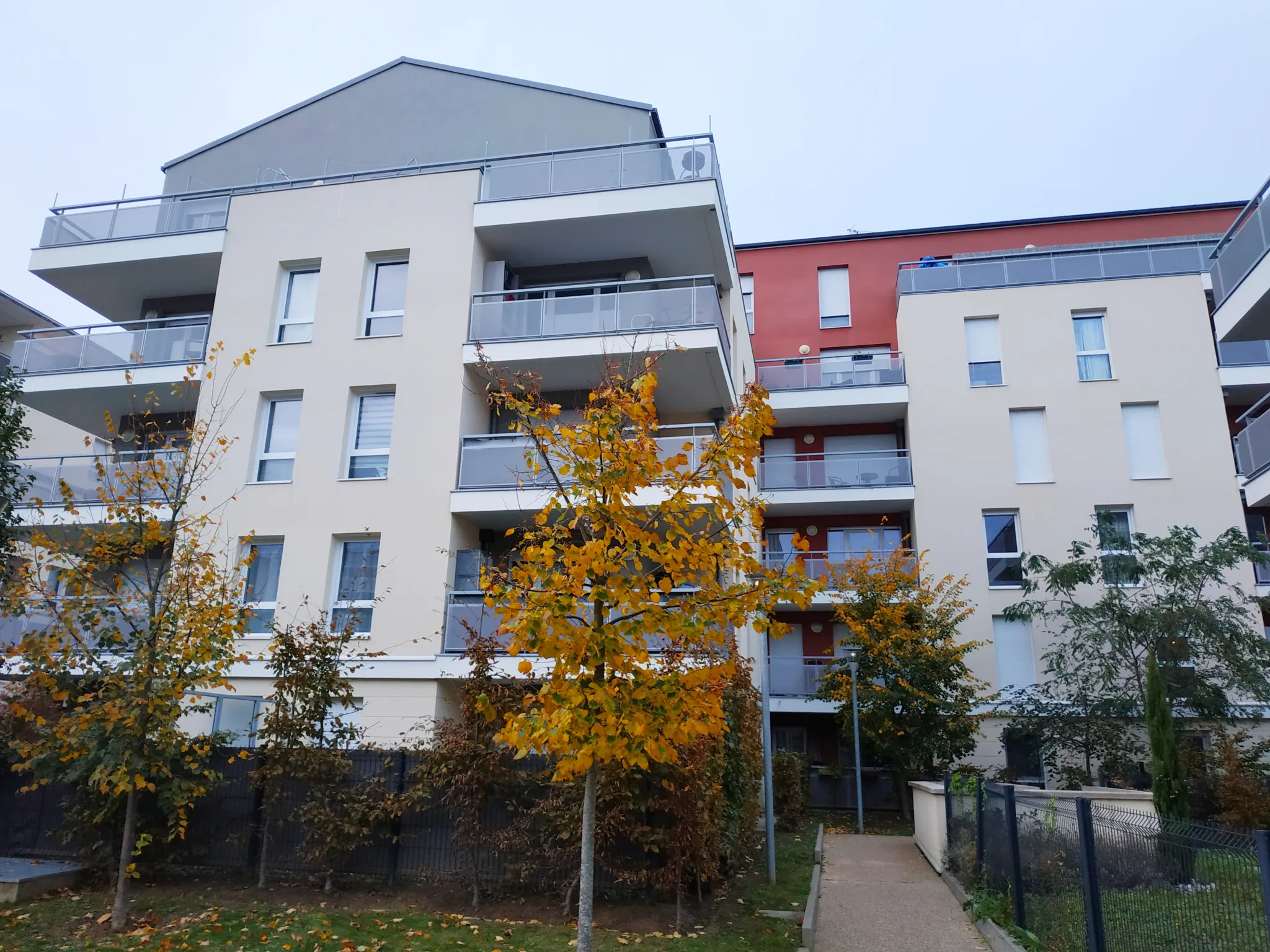 Appartement dernier étage avec grande terrasse 