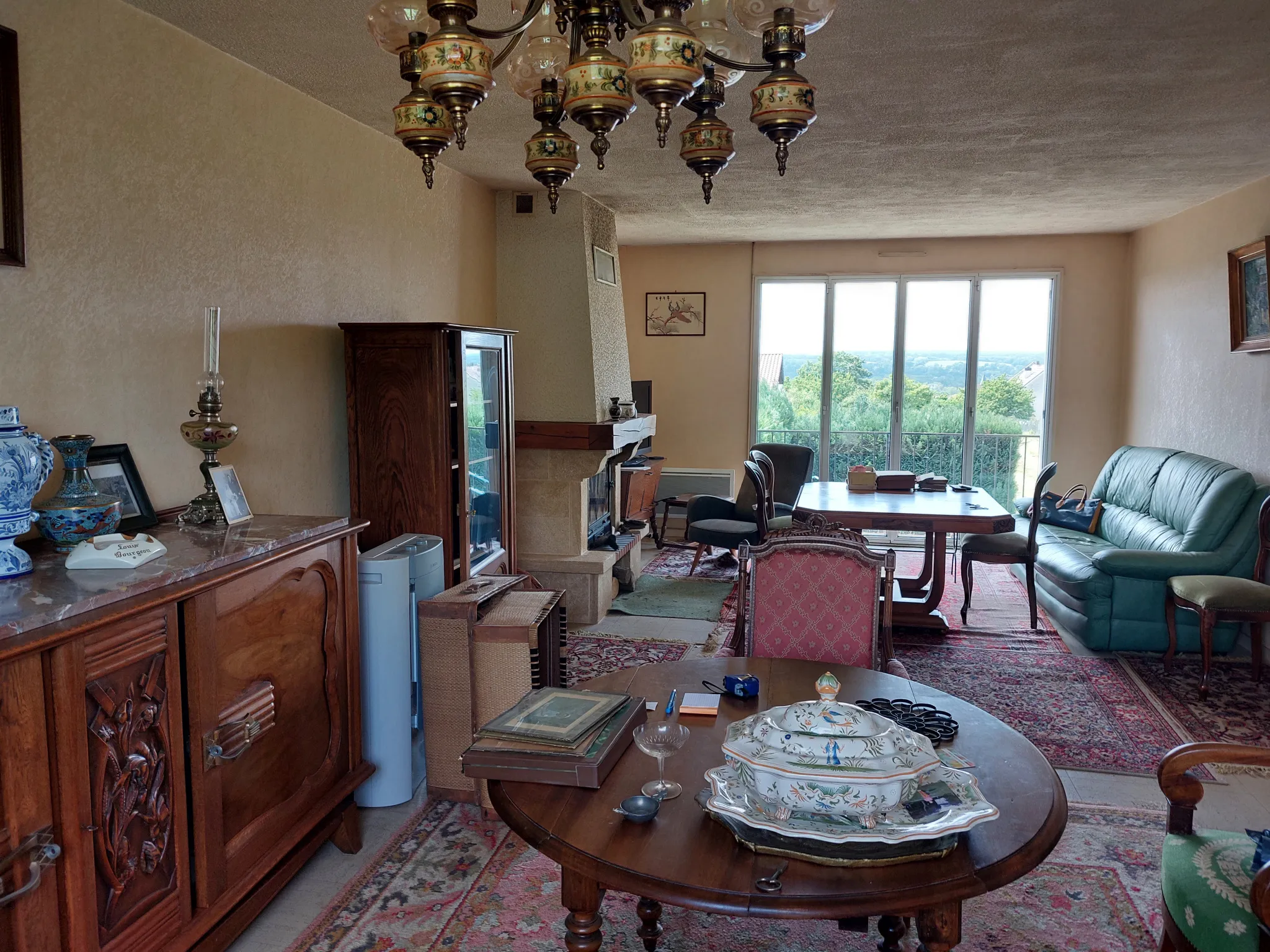 Maison avec vue sur le Puy-de-Dôme à Saint-Yorre 