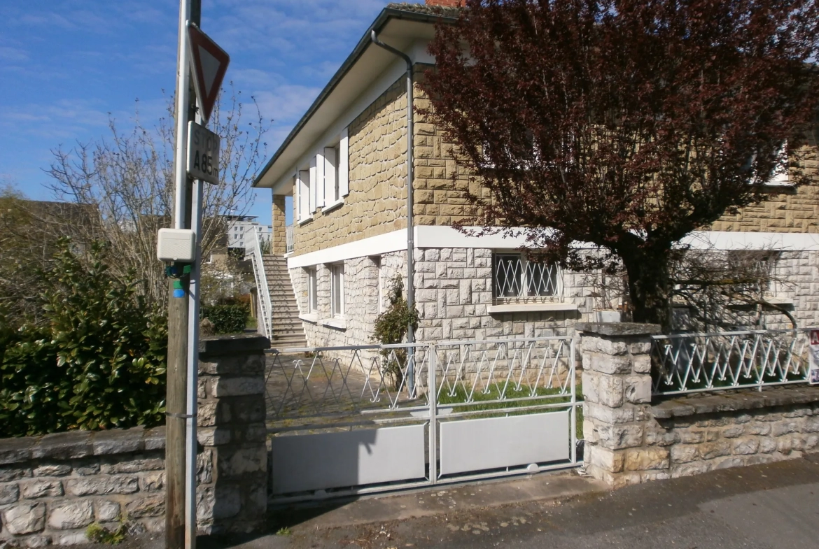 Magnifique Maison Individuelle avec garage et jardin 