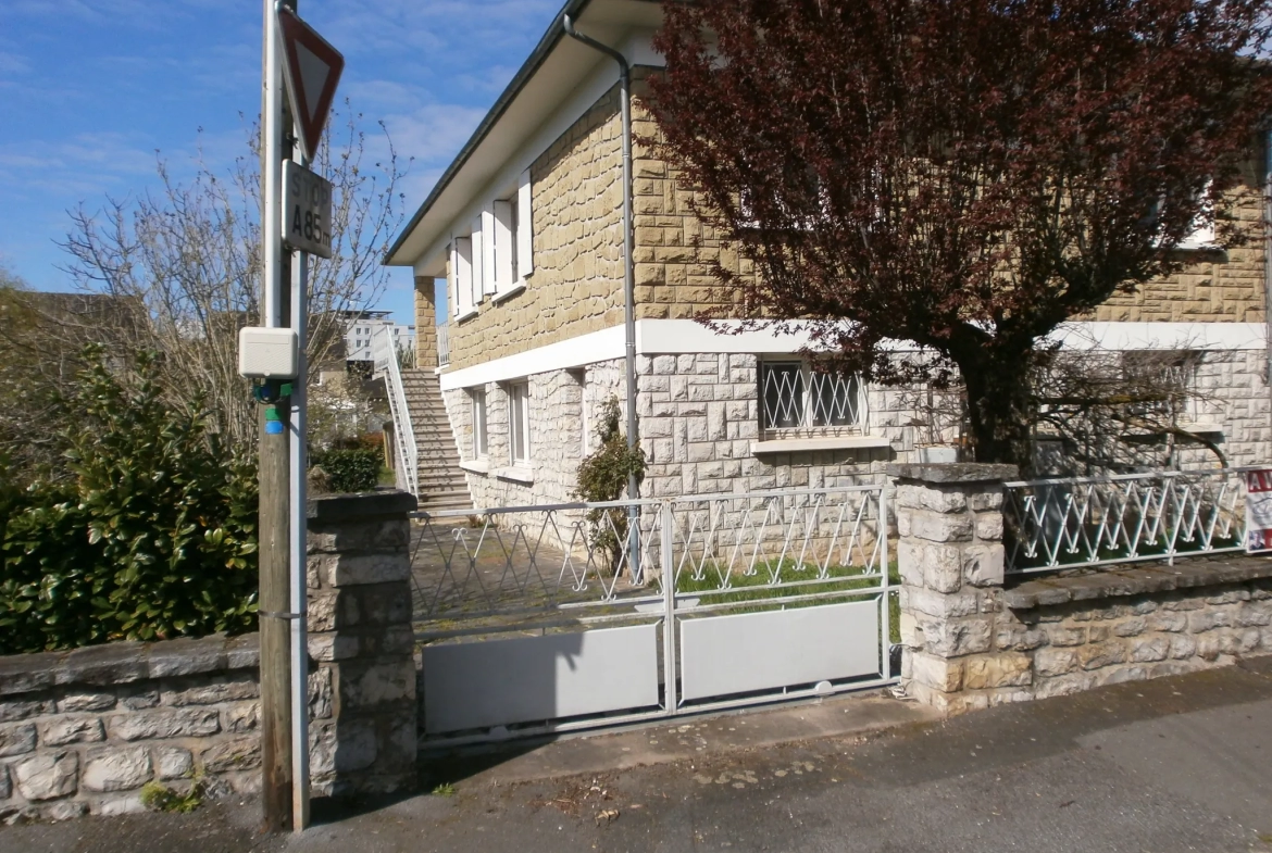 Magnifique Maison Individuelle avec garage et jardin 