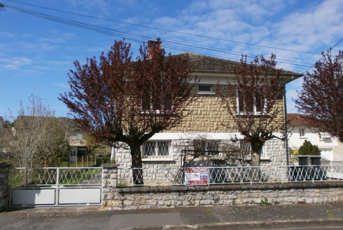 Magnifique Maison Individuelle avec garage et jardin 