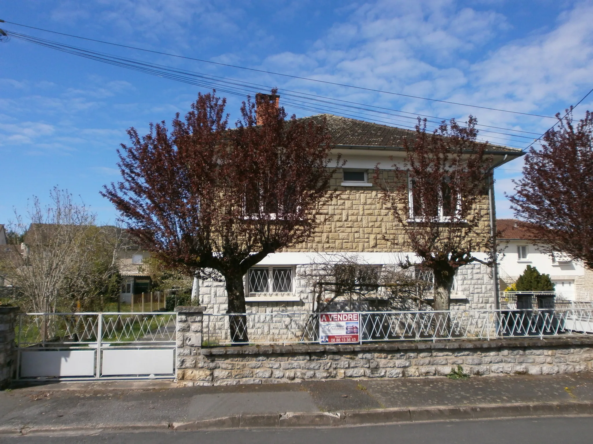 Magnifique Maison Individuelle avec garage et jardin 