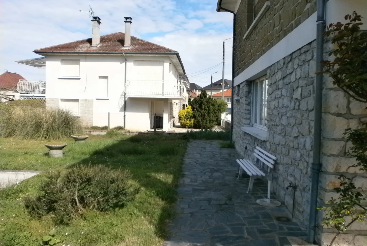 Magnifique Maison Individuelle avec garage et jardin 