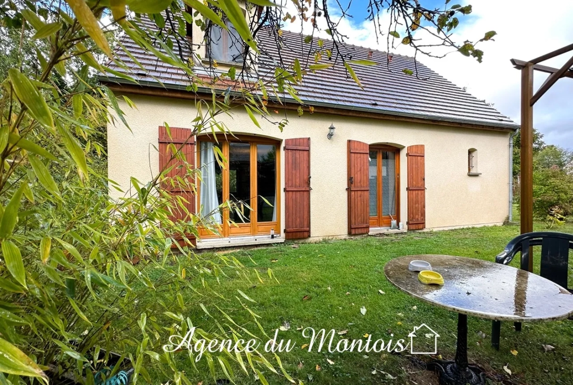 Pavillon Traditionnel à Bray sur Seine - Jardin 1524m2 