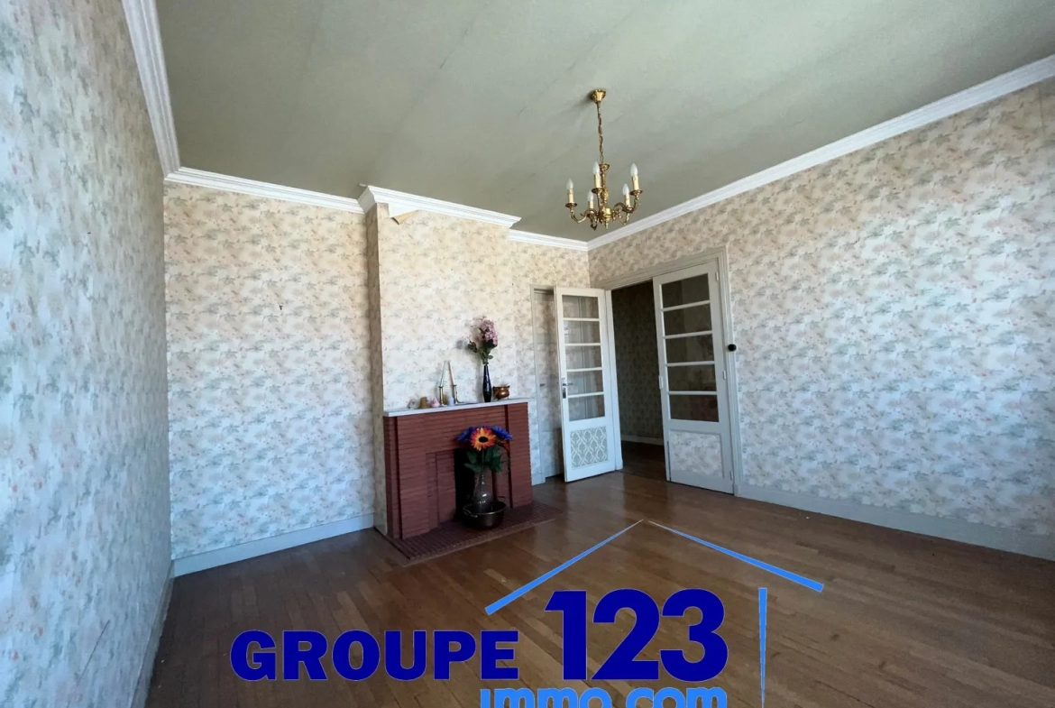 Appartement T4 de 95 m2 à Auxerre - Quartier Saint-Julien/Saint-Amâtre 