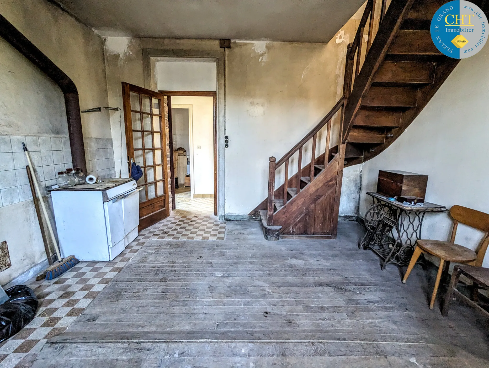 Maison en pierres à rénover à PLELAN LE GRAND 