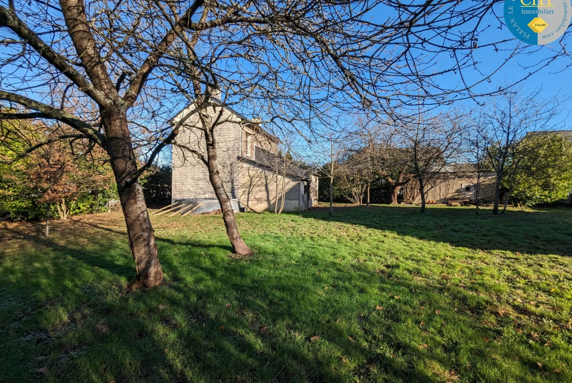 Maison en pierres à rénover à PLELAN LE GRAND 