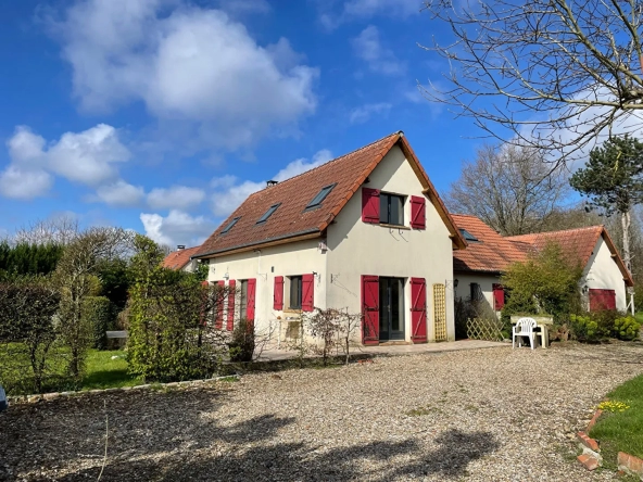 Belle maison en bordure de forêt avec jardin à La Feuillie