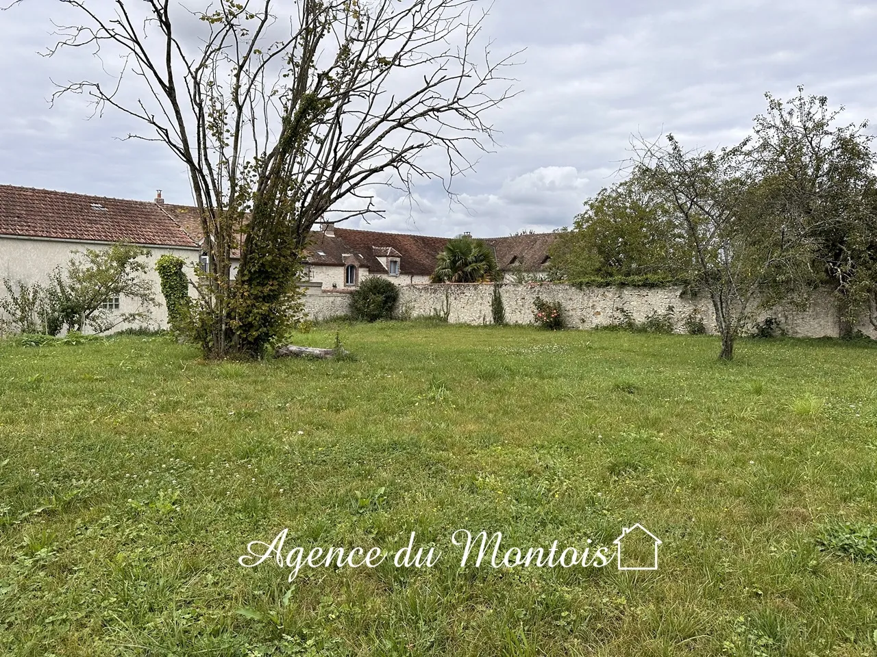 Fermette à Longueville avec 2 Chambres 