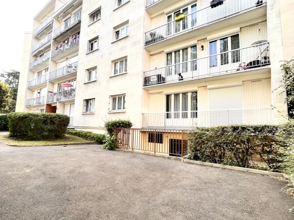 Appartement F4 78,59 m2 Rosny Sous Bois