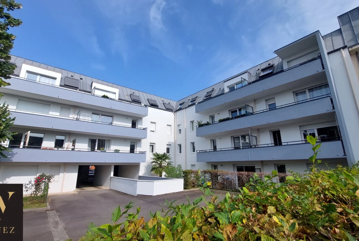 Appartement T3 avec garage et balcon exposé Sud-Ouest 