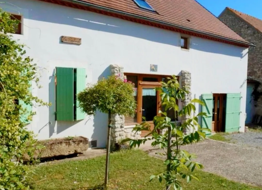 Charmante maison de 158.25m2 avec vue dégagée sur la campagne à Charroux 