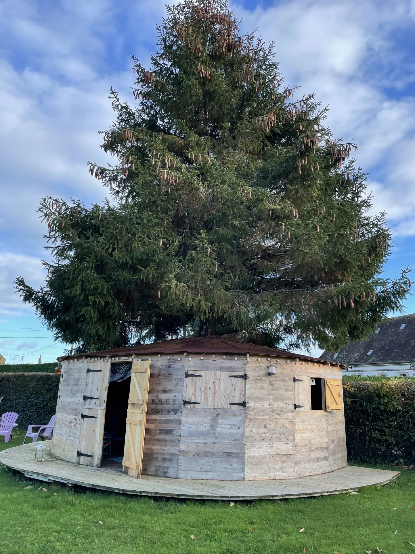 Longère lumineuse avec 4 chambres à Crulai 