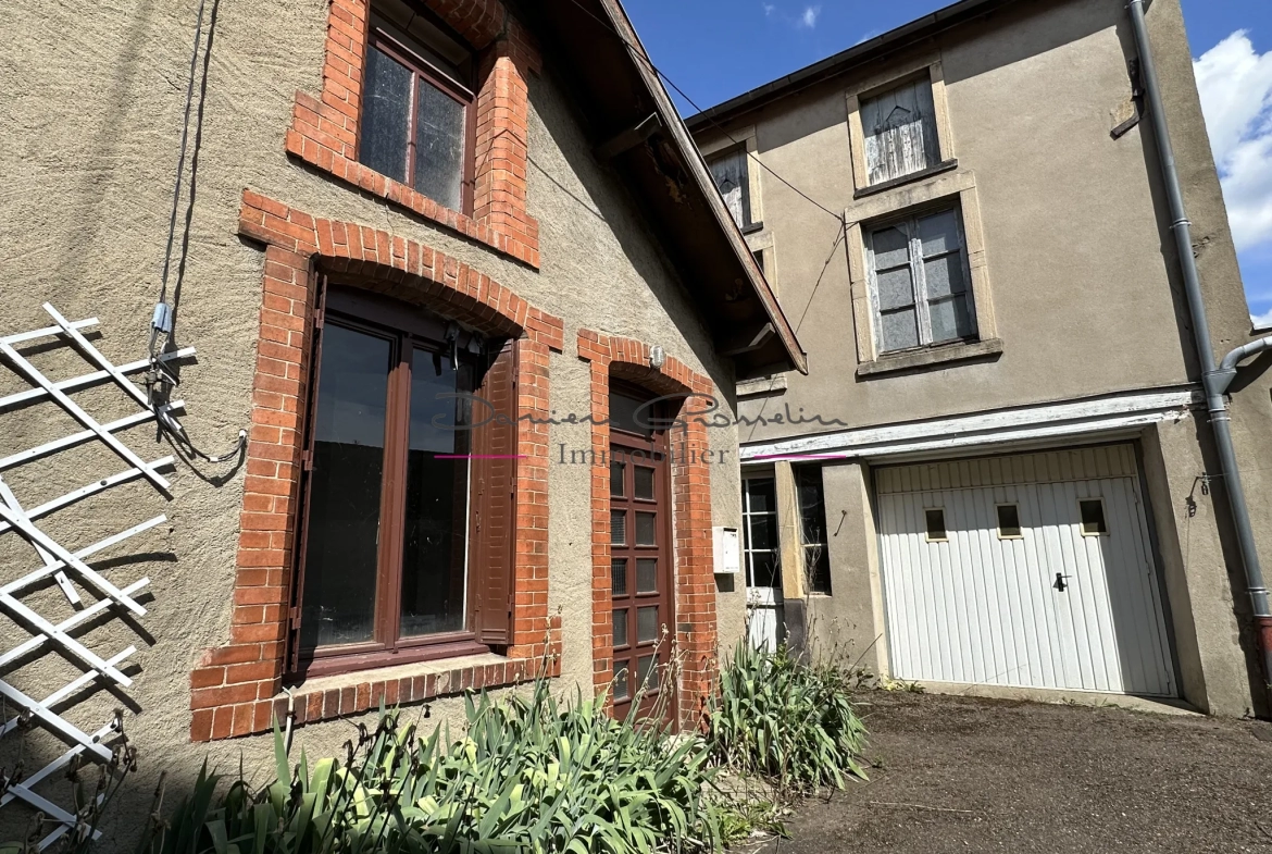 Exclusivité - Maisons - 3 chambres - Cour - Garage - 1 Appartement - 42540 