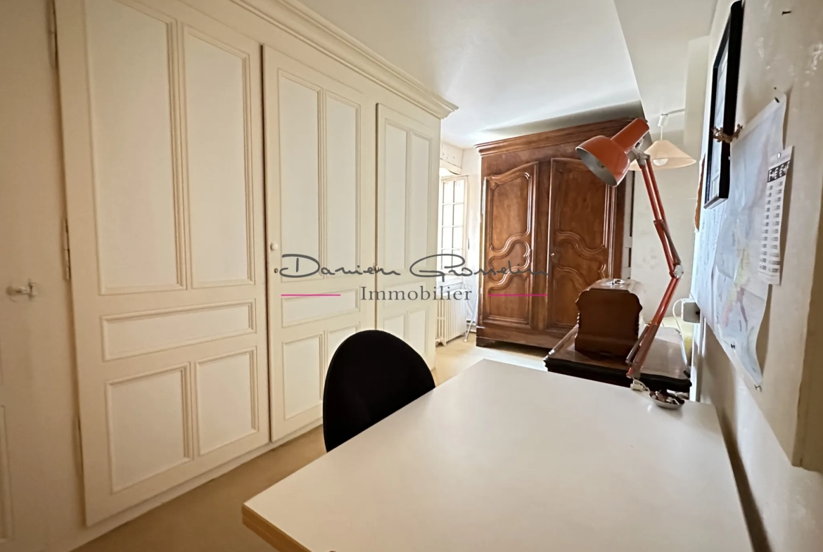 Exclusivité - Maisons - 3 chambres - Cour - Garage - 1 Appartement - 42540 