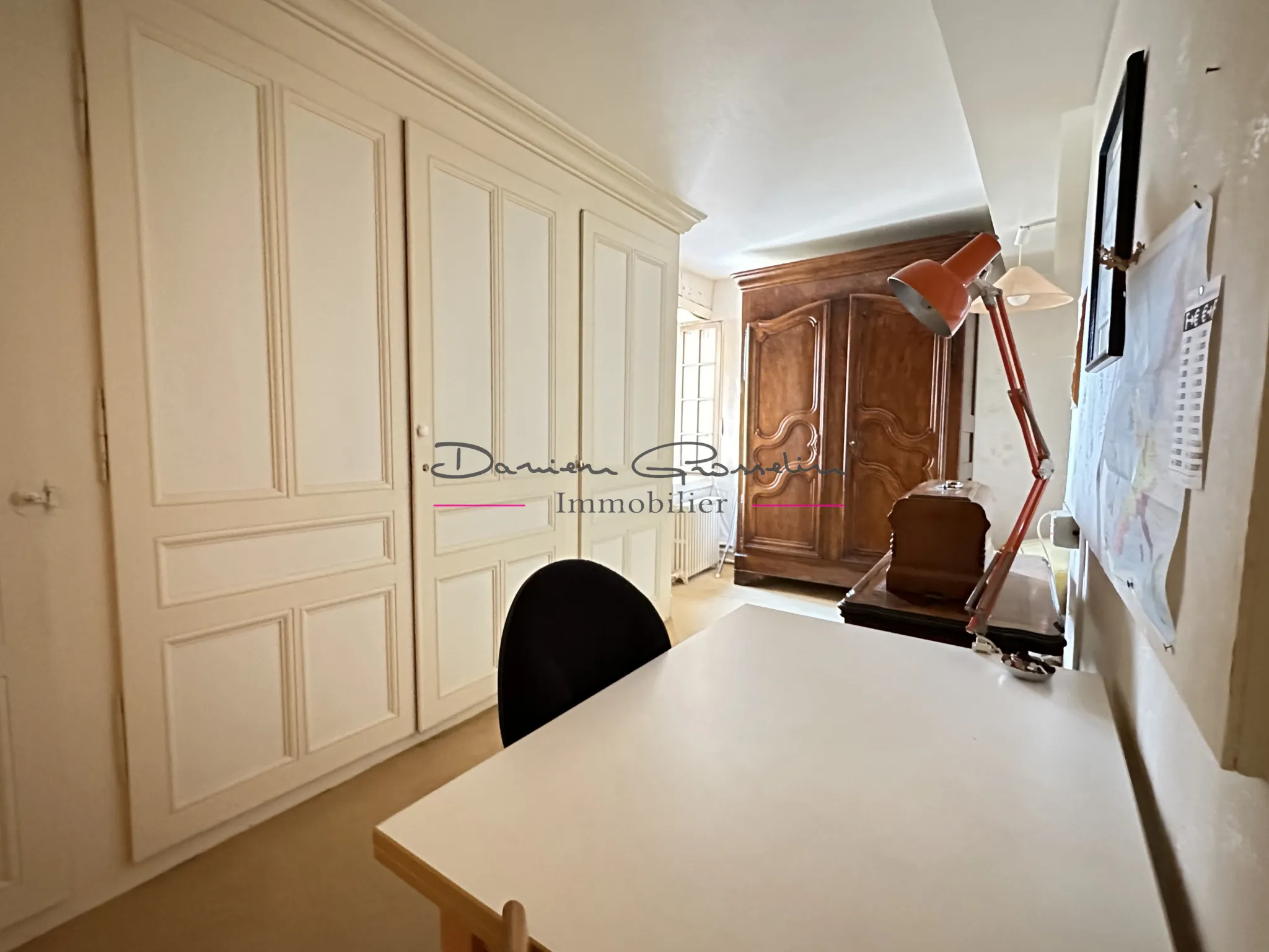 Exclusivité - Maisons - 3 chambres - Cour - Garage - 1 Appartement - 42540 