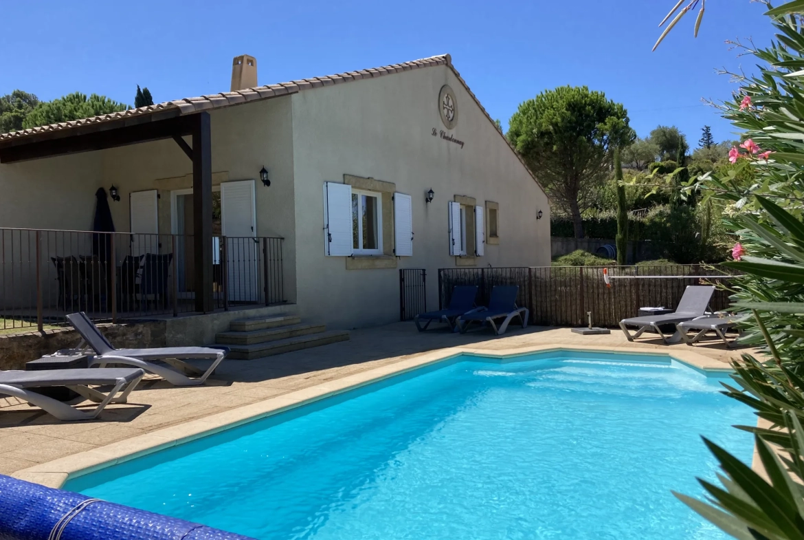 Magnifique villa T4 avec piscine sur grand terrain arboré à Montbrun des corbieres 