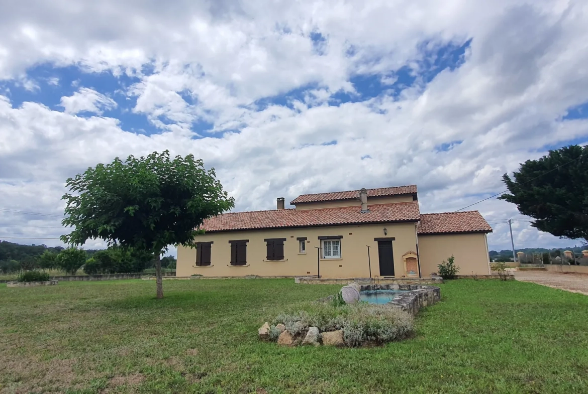 Charmante villa à Montayral avec jardin paysagé et garage attenant 