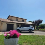 Charmante villa à Montayral avec jardin paysagé et garage attenant