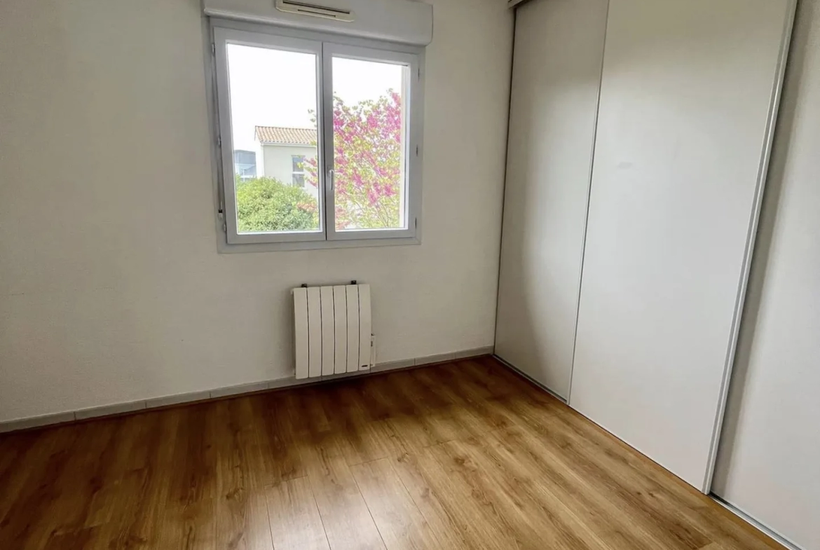 Belle Maison Duplex Mitoyenne de 3 pièces de 60m2 à La Salvetat-Saint-Gilles 