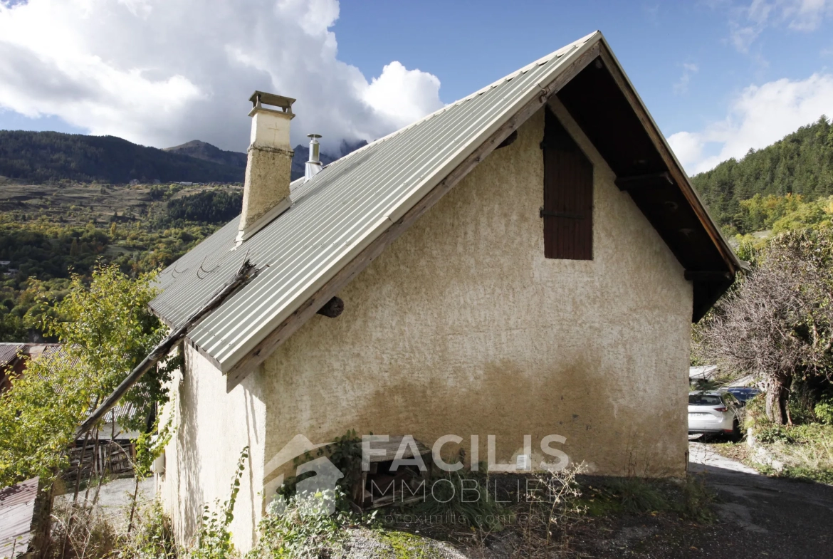 Maisonnette de village à rénover - Les Méans, Réallon 