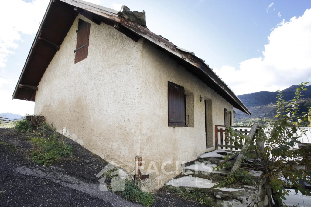 Maisonnette de village à rénover - Les Méans, Réallon