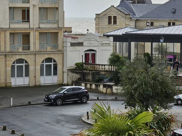 Appartement T3 à deux pas de la plage dans résidence avec piscine et tennis